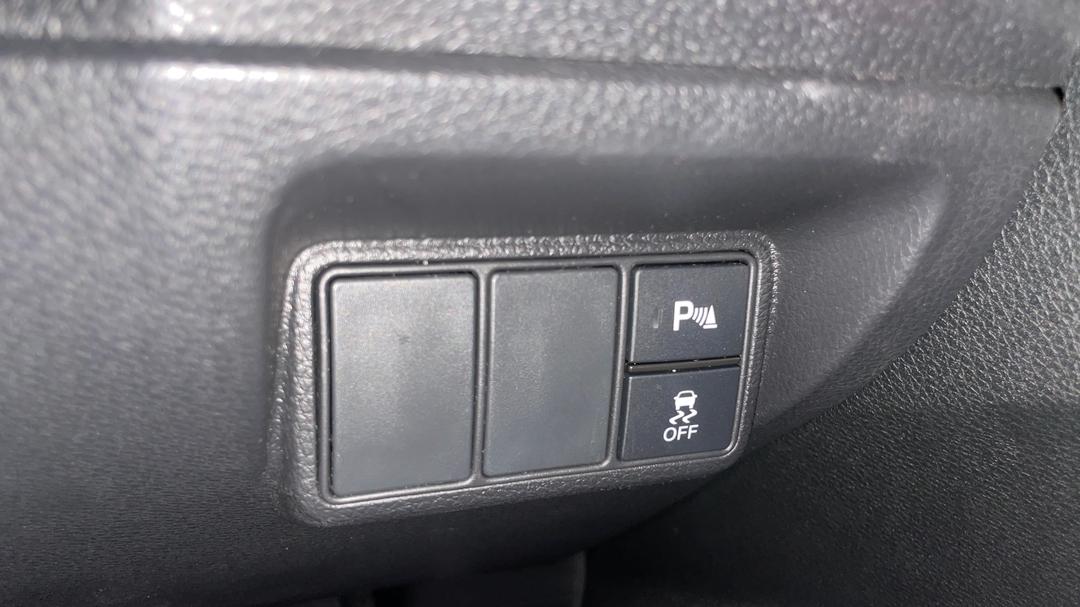 2017 Honda Civic Vti-l, Automatic, 87251 km, Utility Switches/Buttons