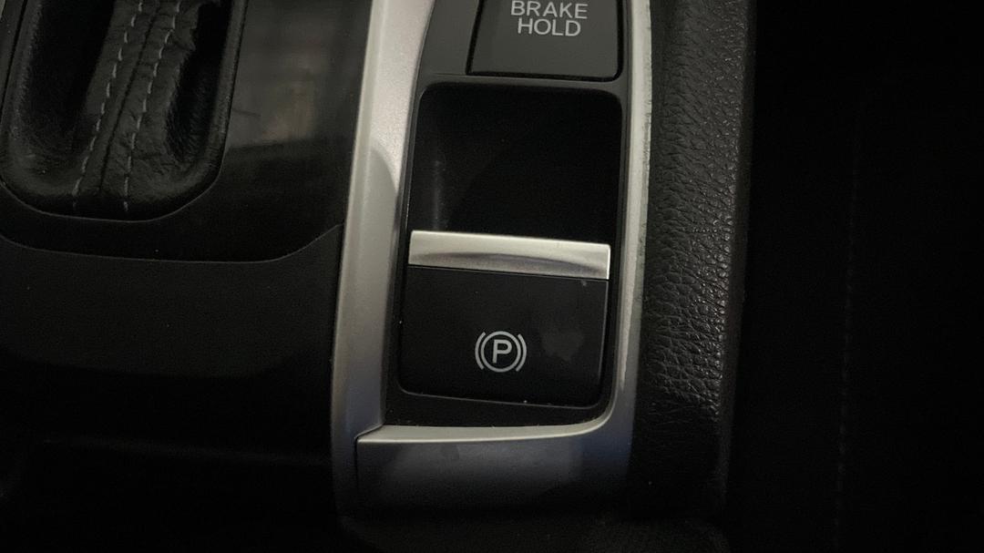 2017 Honda Civic Vti-l, Automatic, 87251 km, Handbrake