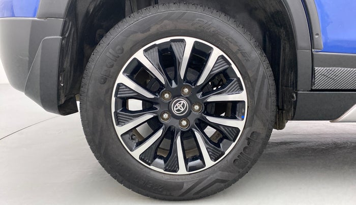 2020 Toyota URBAN CRUISER PREMIUM DUAL TONE AT, Petrol, Automatic, 14,262 km, Right Rear Wheel