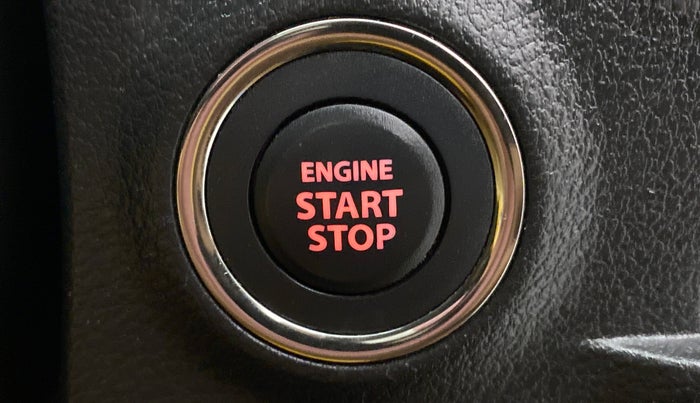 2020 Toyota URBAN CRUISER PREMIUM DUAL TONE AT, Petrol, Automatic, 14,262 km, Keyless Start/ Stop Button