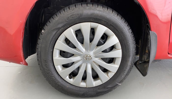 2012 Toyota Etios G, Petrol, Manual, 67,685 km, Left Front Wheel