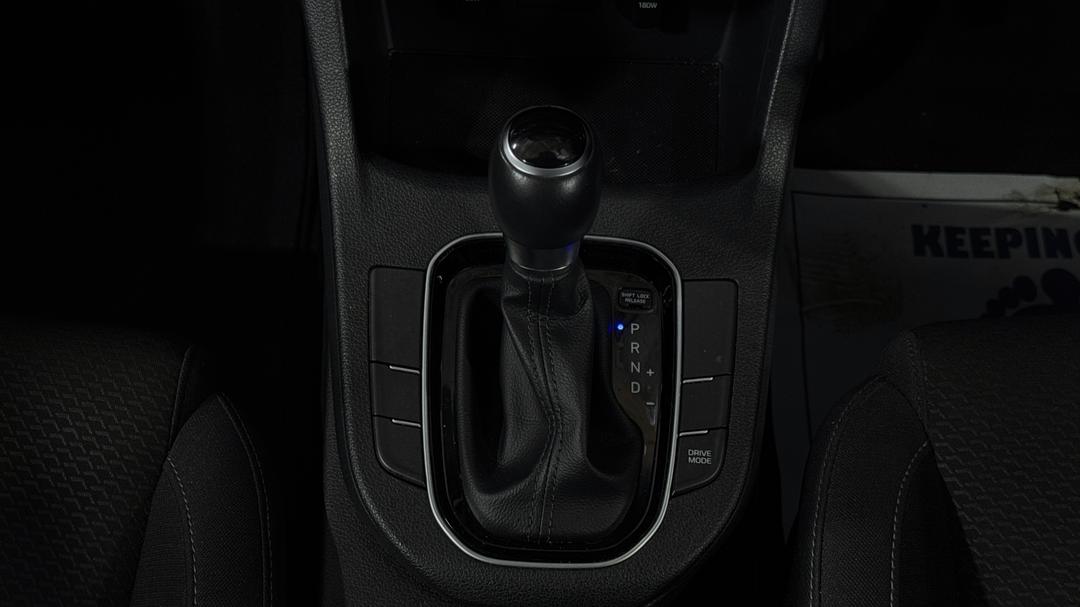 2020 Hyundai i30 Active, Automatic, 150087 km, Gear Lever 