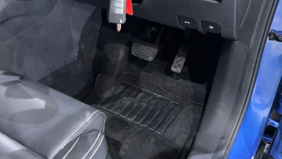 2021 MG ZS Excite, Automatic, 44697 km, Pedals and Footmat