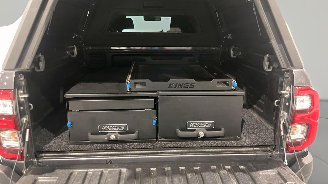 2024 Toyota Hilux Sr5 (4x4), Automatic, 27715 km, Boot Inside View