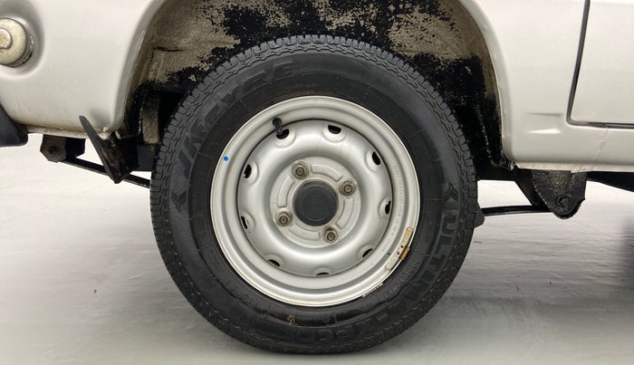 2018 Maruti OMNI E 8 STR, Petrol, Manual, 16,010 km, Right Rear Wheel
