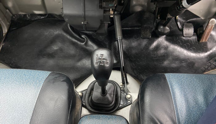 2018 Maruti OMNI E 8 STR, Petrol, Manual, 16,010 km, Gear Lever