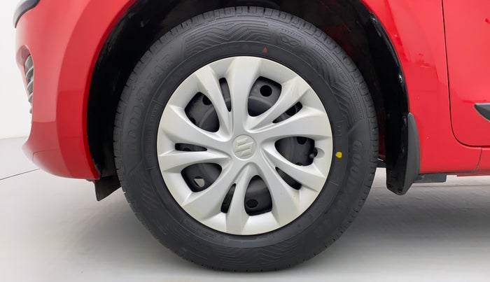 2018 Maruti Swift VXI AMT D, Petrol, Automatic, 23,410 km, Left Front Wheel
