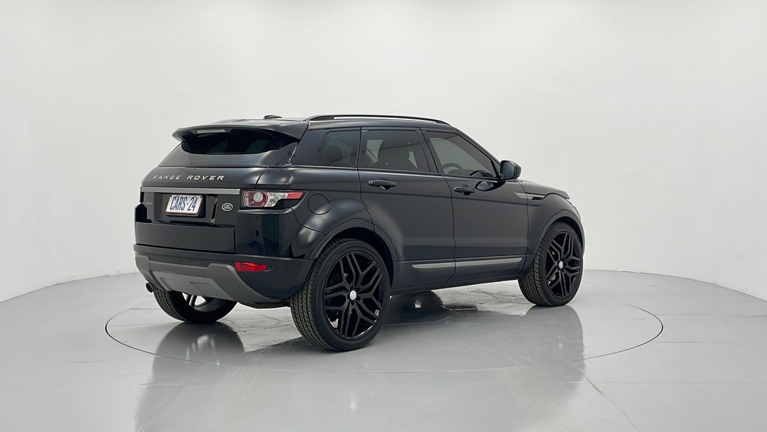 Right Back Diagonal (45- Degree) View