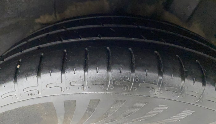 2021 Hyundai AURA S 1.2 CNG, CNG, Manual, 66,390 km, Left Rear Tyre Tread