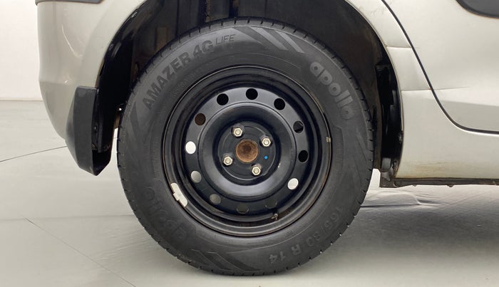 2013 Maruti Swift VDI, Diesel, Manual, 48,500 km, Right Rear Wheel
