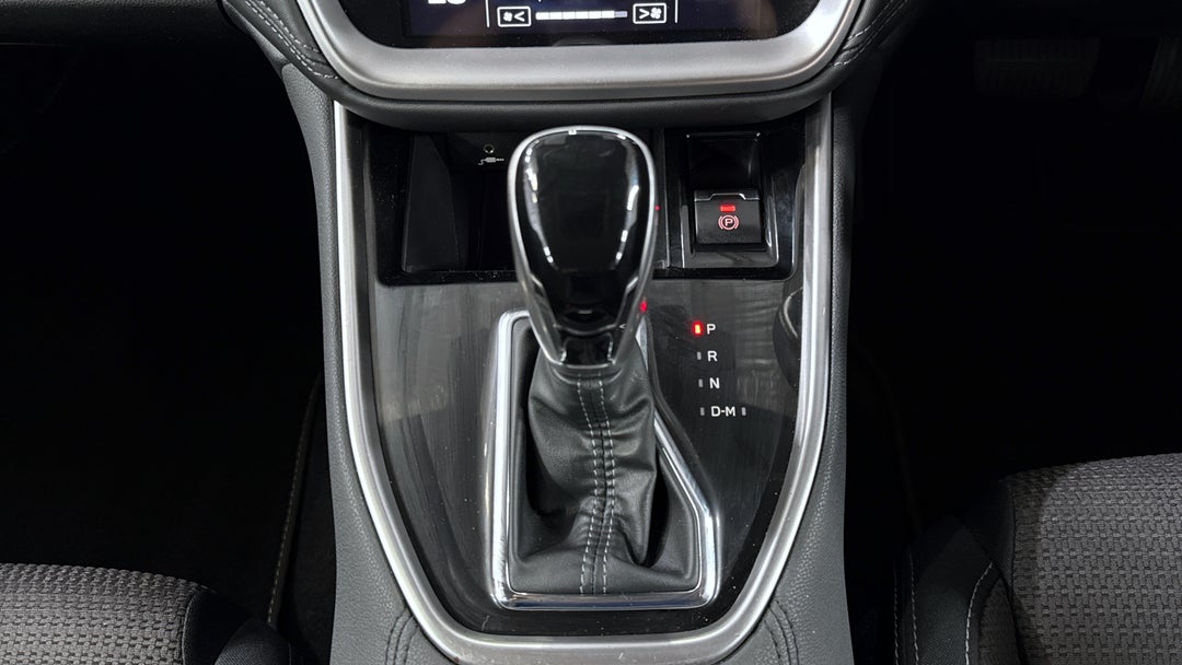 2020 Subaru Outback AWD, Automatic, 84367 km, Gear Lever 