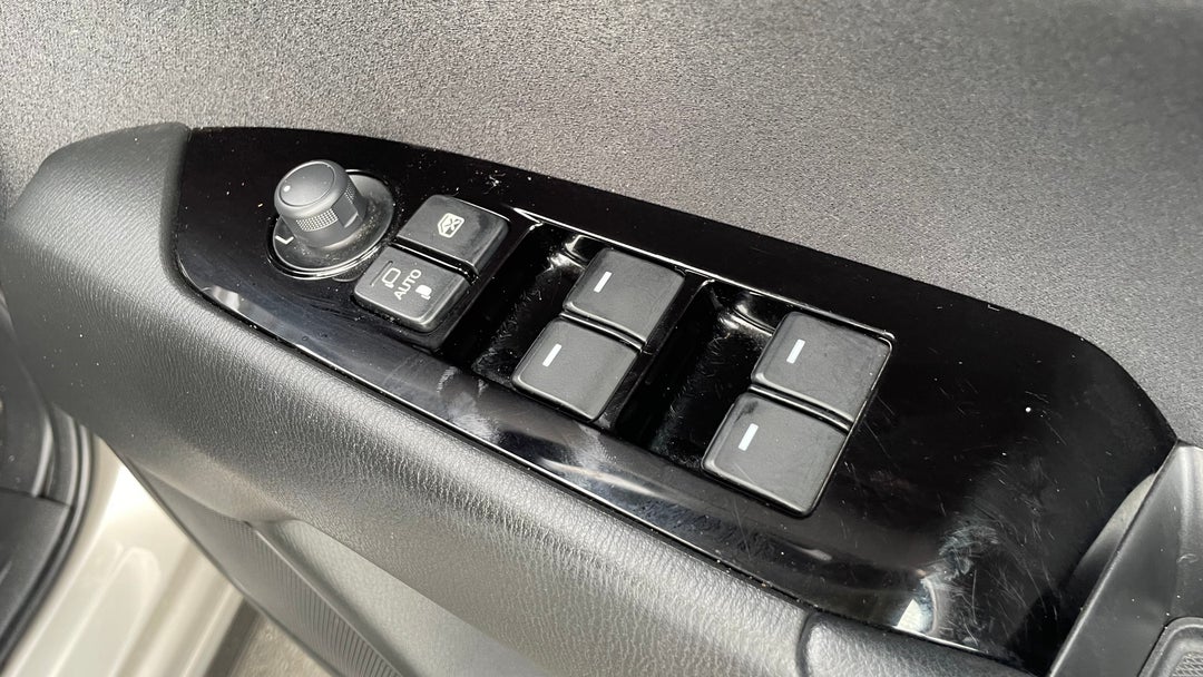 Drivers Side Door Panel Controls
