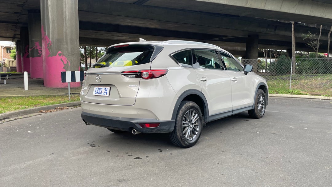 Right Back Diagonal (45- Degree) View