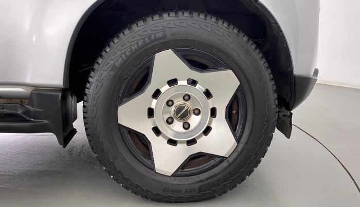 2018 Mahindra Scorpio S11, Diesel, Manual, 84,667 km, Right Front Wheel