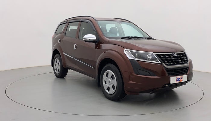 2018 Mahindra XUV500 W5 FWD, Diesel, Manual, 60,096 km, Right Front Diagonal