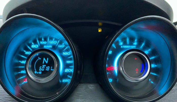 2018 Mahindra XUV500 W5 FWD, Diesel, Manual, 60,096 km, Odometer Image
