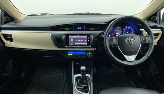 2016 Toyota Corolla Altis G, Petrol, Manual, 38,119 km, Dashboard