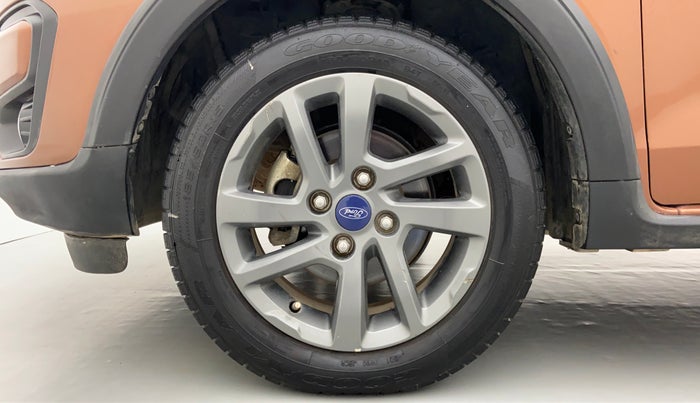 2018 Ford FREESTYLE TITANIUM 1.5 TDCI, Diesel, Manual, 35,079 km, Left Front Wheel