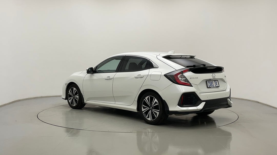 Left Back Diagonal (45- Degree) View