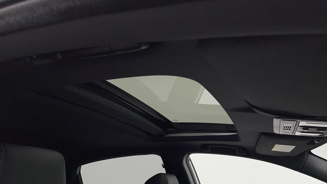 Interior Sunroof/Moonroof