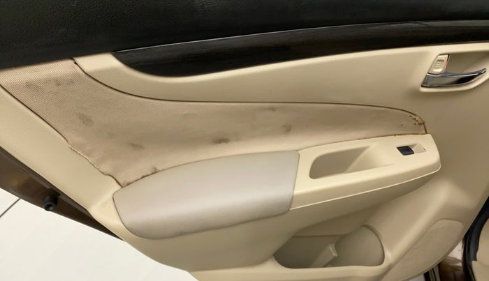 2015 Maruti Ciaz VXI+, Petrol, Manual, 56,400 km, Rear left door - Trim has minor damage