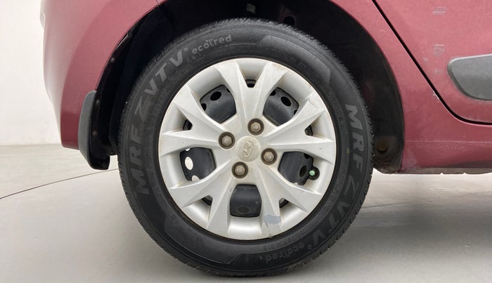 2014 Hyundai Grand i10 SPORTZ 1.2 KAPPA VTVT, Petrol, Manual, 63,799 km, Right Rear Wheel