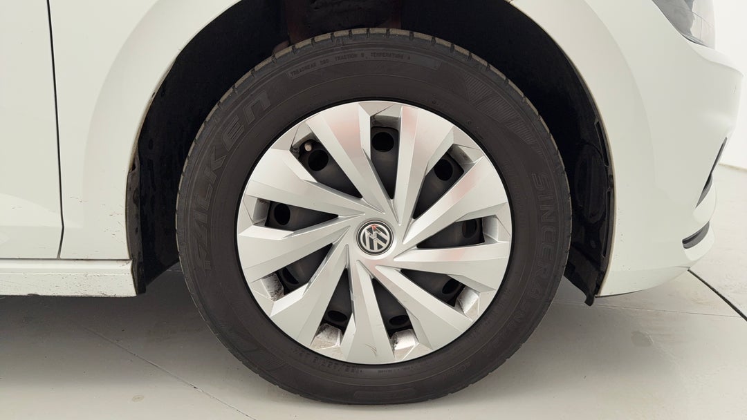 2019 Volkswagen Polo 70tsi Trendline, Automatic, 66731 km, Right Front Wheel
