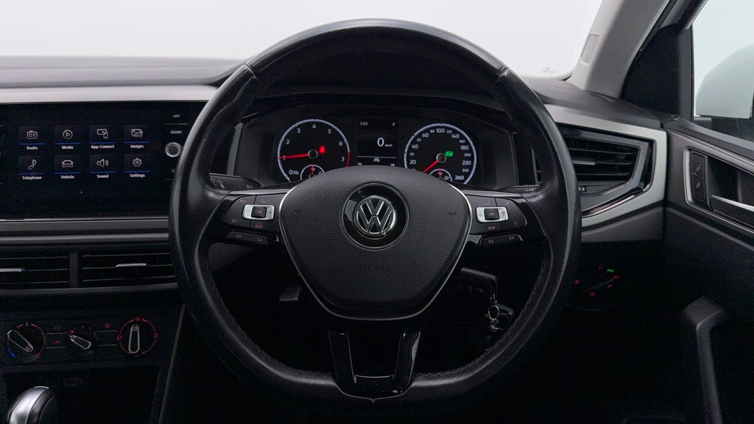 2019 Volkswagen Polo 70tsi Trendline, Automatic, 66731 km, Steering Wheel Close-up
