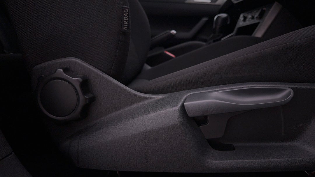 2019 Volkswagen Polo 70tsi Trendline, Automatic, 66731 km, Drivers Side Adjustment Panel