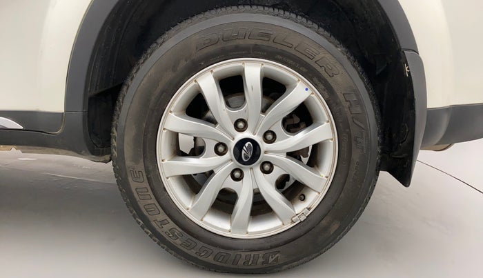 2018 Mahindra XUV500 W11 AT, Diesel, Automatic, 49,286 km, Left Rear Wheel