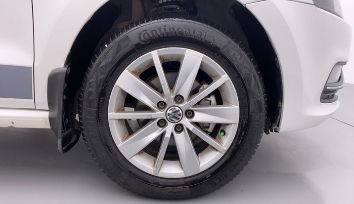 2017 Volkswagen Polo COMFORTLINE 1.2L PETROL, Petrol, Manual, 52,332 km, Right Front Wheel