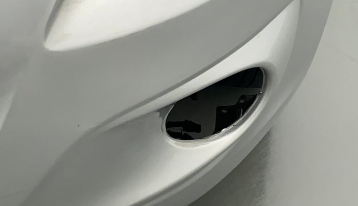 2012 Hyundai i20 MAGNA (O) 1.2, Petrol, Manual, 44,111 km, Left fog light - Cover missing