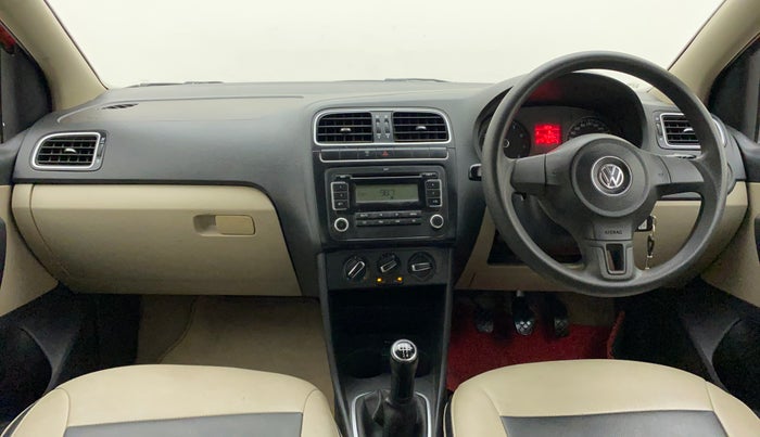 2011 Volkswagen Polo HIGHLINE1.2L, Petrol, Manual, 75,319 km, Dashboard