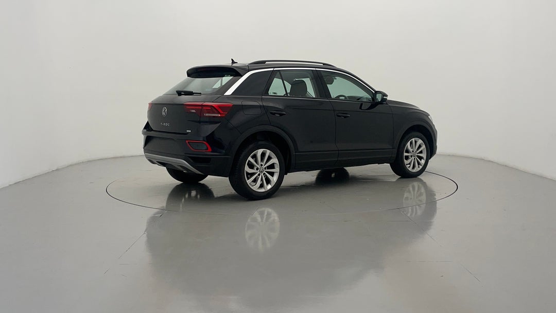 Right Back Diagonal (45- Degree) View