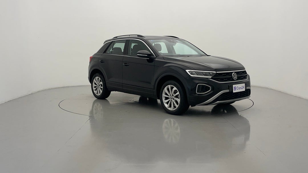 Right Front Diagonal (45- Degree) View