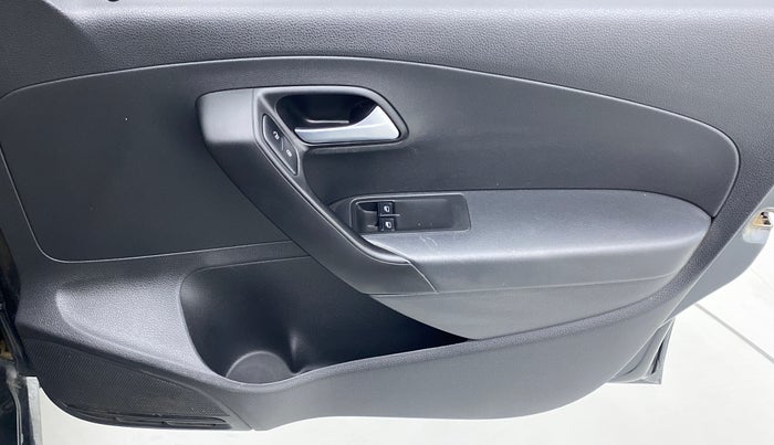 2019 Volkswagen Ameo TRENDLINE 1.0L, Petrol, Manual, 12,737 km, Driver Side Door Panels Control