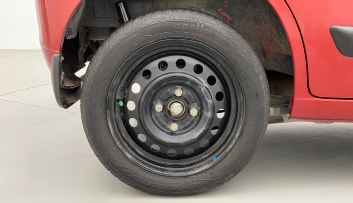 2015 Maruti Wagon R 1.0 VXI, Petrol, Manual, 27,184 km, Right Rear Wheel