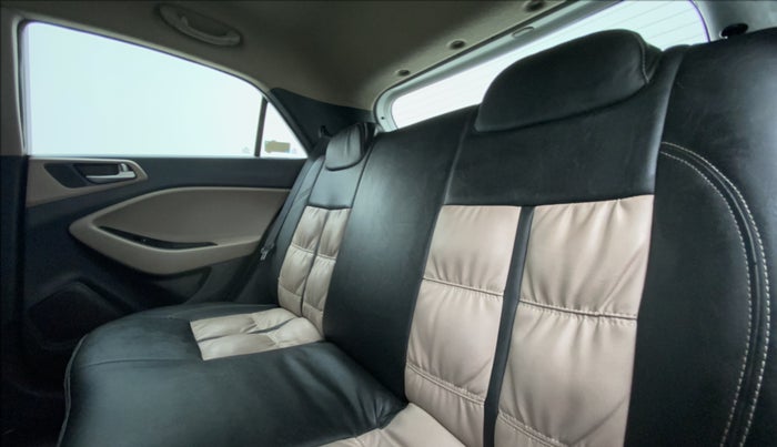2019 Hyundai Elite i20 1.2 SPORTS PLUS VTVT, Petrol, Manual, 82,667 km, Right Side Rear Door Cabin