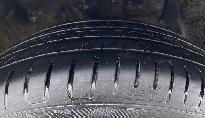 2019 Hyundai Elite i20 1.2 SPORTS PLUS VTVT, Petrol, Manual, 82,667 km, Right Front Tyre Tread