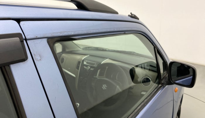 2013 Maruti Wagon R 1.0 VXI, Petrol, Manual, 62,438 km, Driver-side door - Door visor damaged