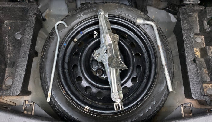2013 Maruti Wagon R 1.0 VXI, Petrol, Manual, 62,438 km, Spare Tyre
