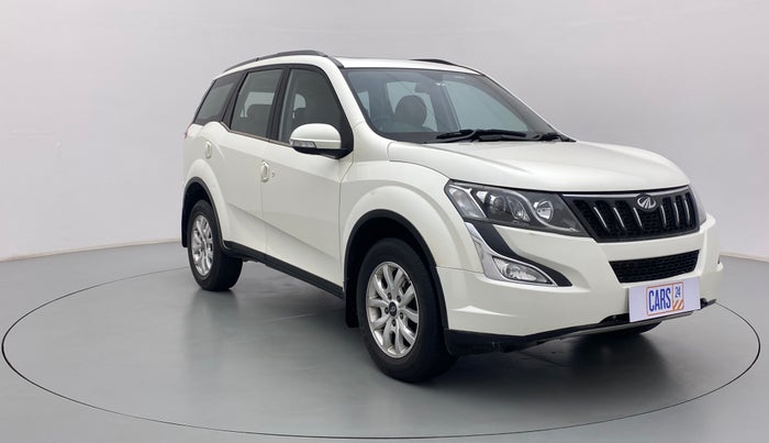 2017 Mahindra XUV500 W10 AT, Diesel, Automatic, 80,138 km, Right Front Diagonal
