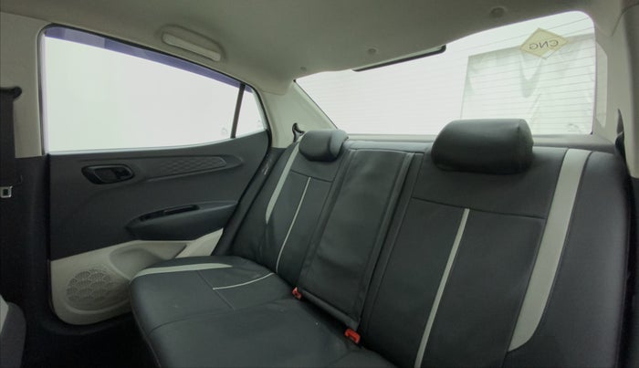 2020 Hyundai AURA S CNG, CNG, Manual, 52,232 km, Right Side Rear Door Cabin