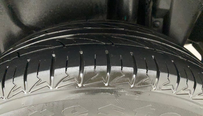 2014 Maruti Swift Dzire ZXI, Petrol, Manual, 62,656 km, Left Rear Tyre Tread