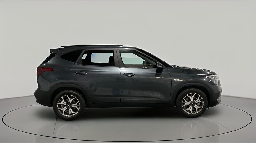 2022 Kia Seltos Sport+ (AWD), Automatic, 43147 km, Right Side View