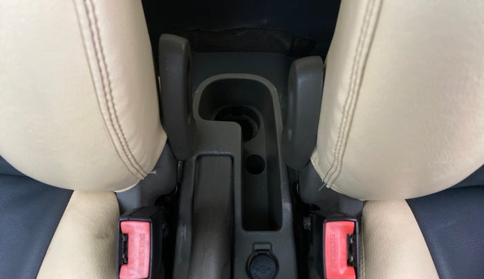 2011 Hyundai i10 SPORTZ 1.2, Petrol, Manual, 47,973 km, Driver Side Adjustment Panel
