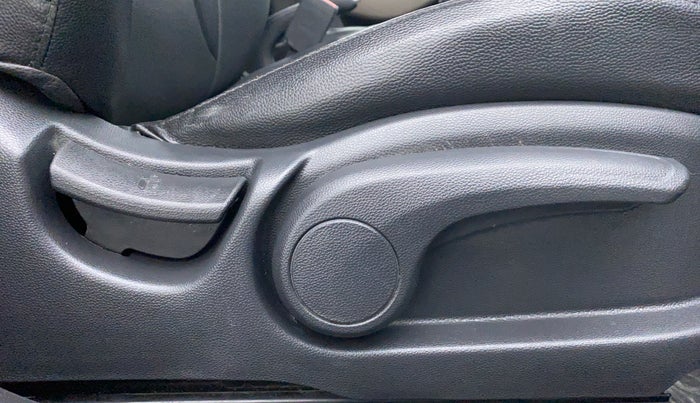 2019 Hyundai Elite i20 1.2 SPORTS PLUS VTVT, Petrol, Manual, 26,336 km, Driver Side Adjustment Panel