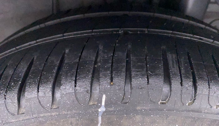 2019 Hyundai Elite i20 1.2 SPORTS PLUS VTVT, Petrol, Manual, 26,336 km, Left Rear Tyre Tread