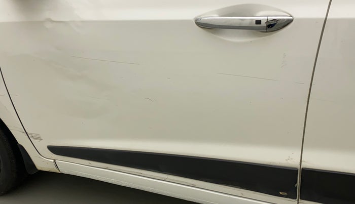 2014 Hyundai Xcent SX 1.2, Petrol, Manual, 57,169 km, Front passenger door - Slightly dented