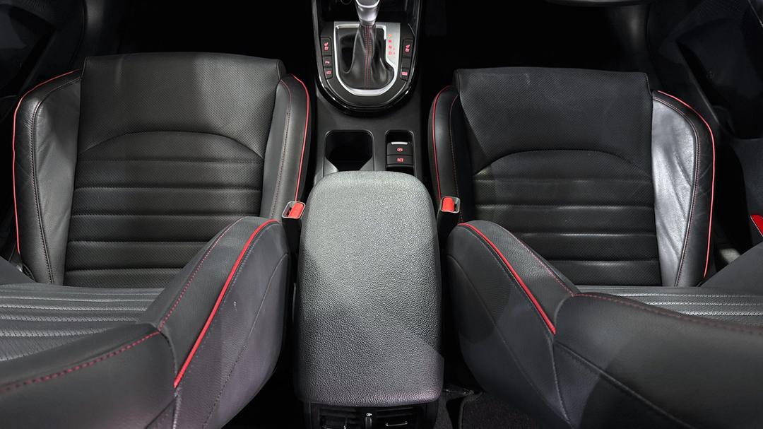 2024 Kia Cerato Gt, Automatic, 22555 km, Center Console